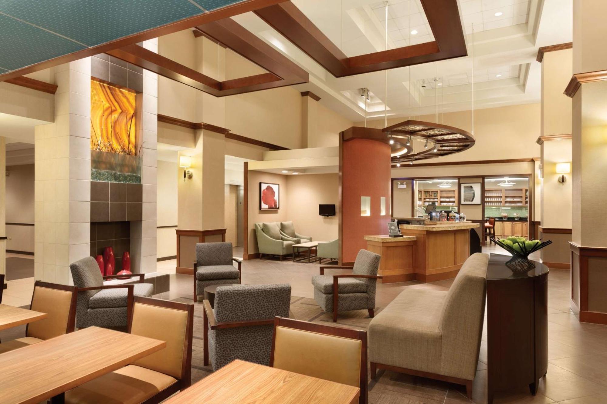 Hyatt Place Denver-South/Park Meadows Лоун Трий Екстериор снимка