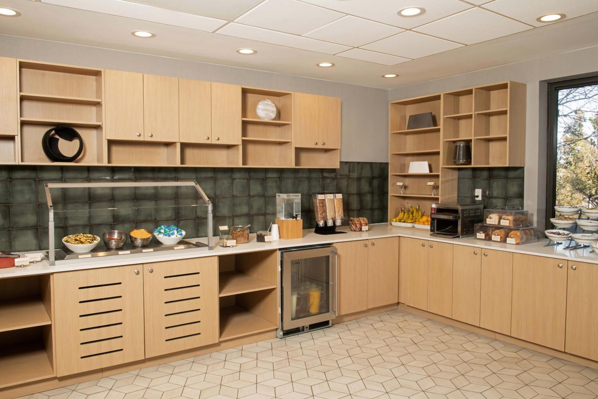 Hyatt Place Denver-South/Park Meadows Лоун Трий Екстериор снимка