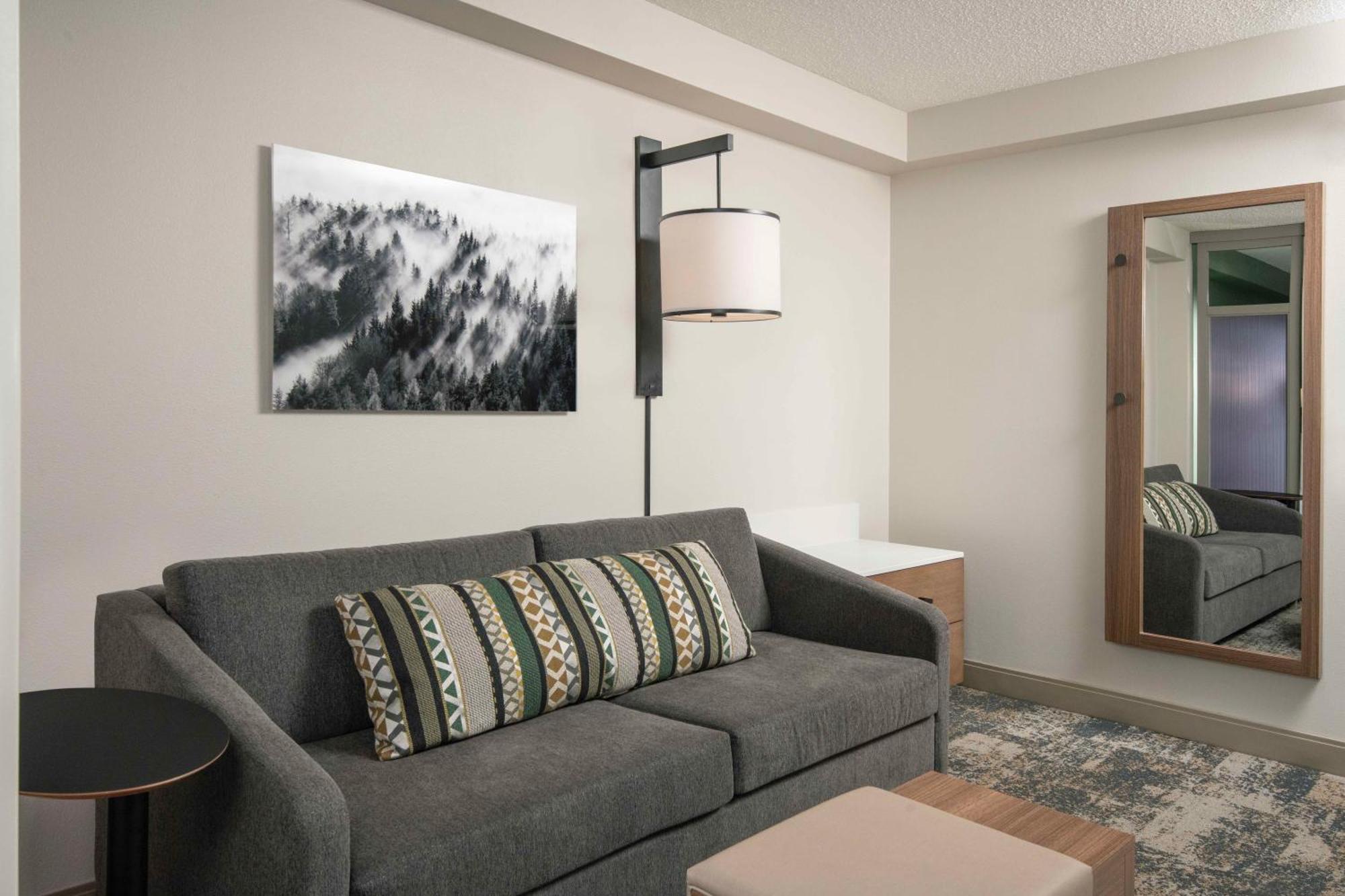 Hyatt Place Denver-South/Park Meadows Лоун Трий Екстериор снимка