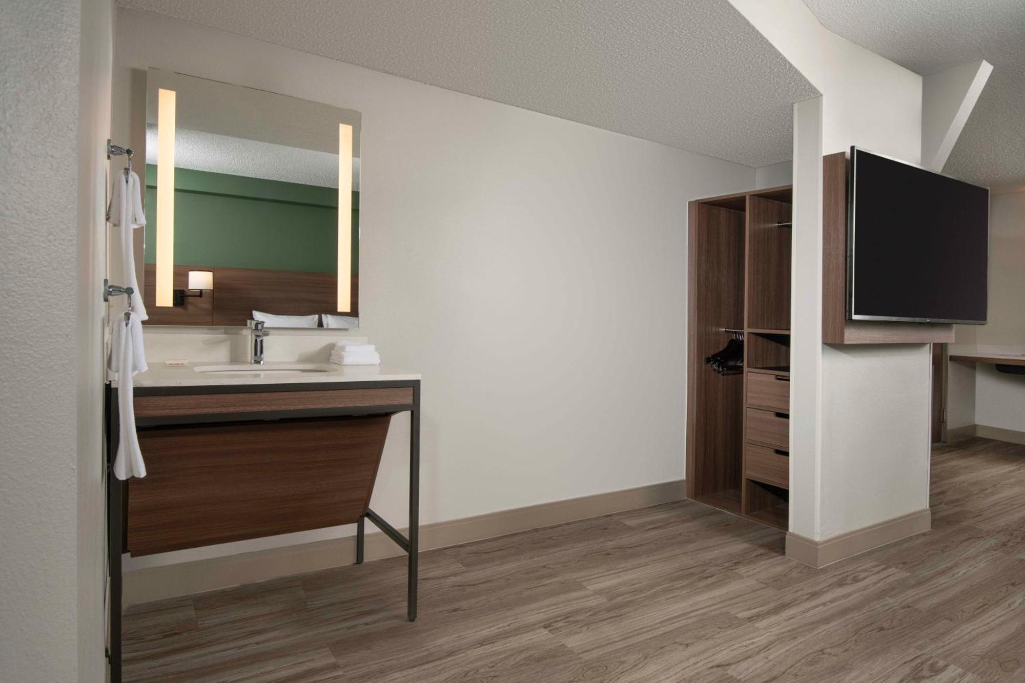 Hyatt Place Denver-South/Park Meadows Лоун Трий Екстериор снимка