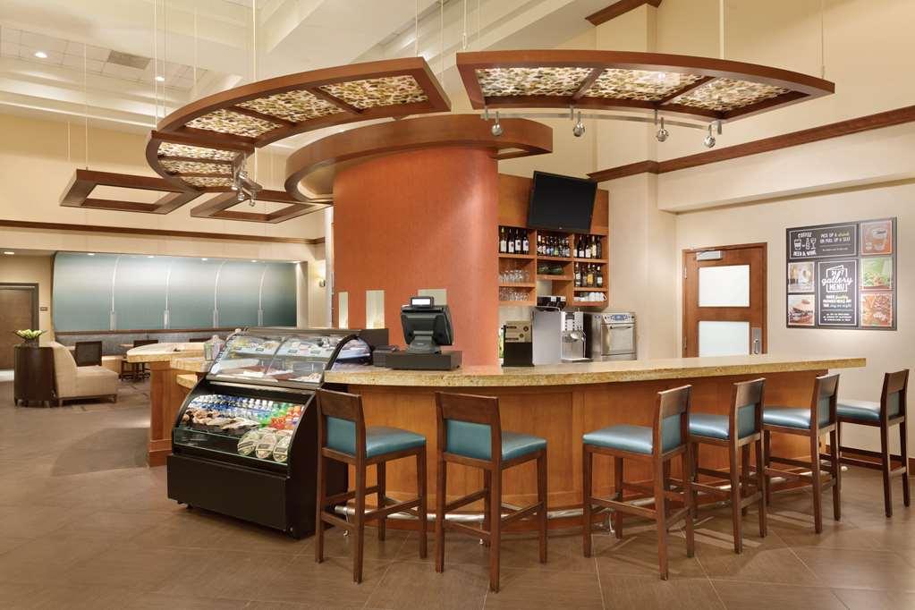 Hyatt Place Denver-South/Park Meadows Лоун Трий Ресторант снимка